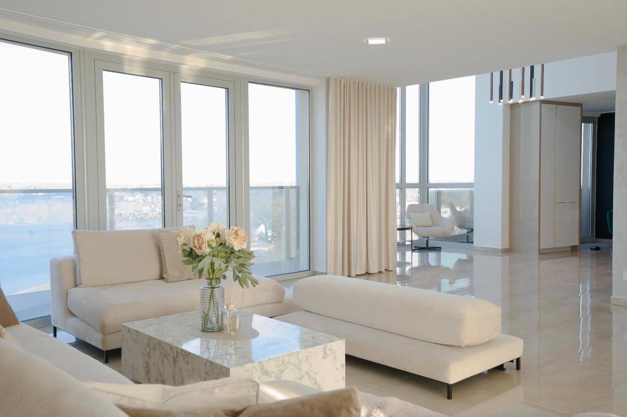 Luxusny Penthouse Nad Jazerami 230 M2, 3X Garaz, Wifi Apartment Senec Ngoại thất bức ảnh